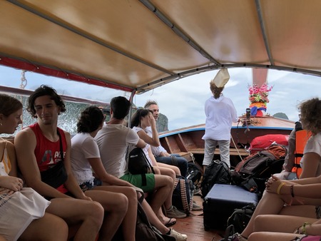 28103563-40EF-4E8B-938F-AD60F1A552B1