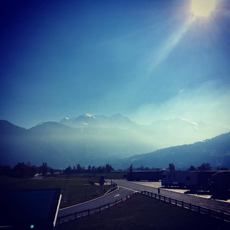 43646337_2062334913811338_8748676544605454336_n