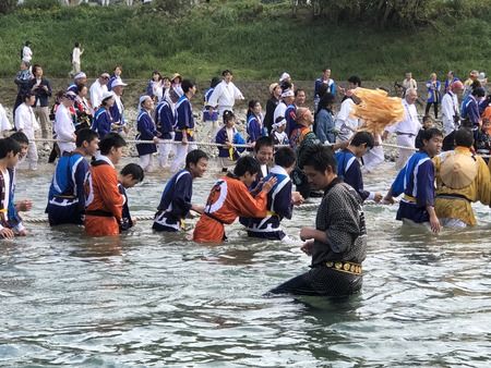 52E3A59C-3611-4F9E-BC49-C31CCC7C42D2