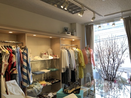 2870E1A8-72E4-40A2-80AE-E8B2248E31E3