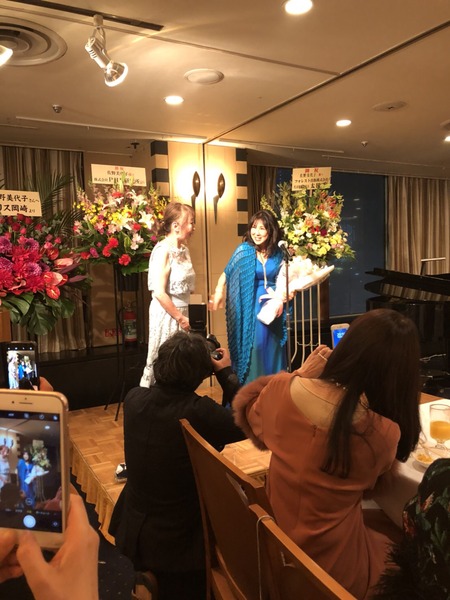 B4041C5F-108B-4E8B-ACD5-941F1FA4C26B