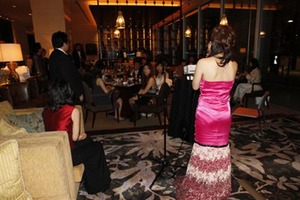 party audience opera