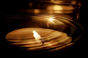 candle-553760_1280