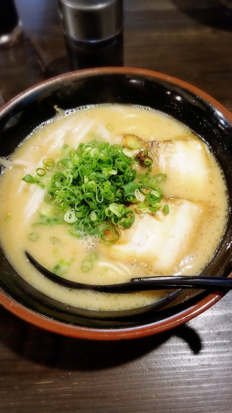 18-09-25-12-23-16-137_deco