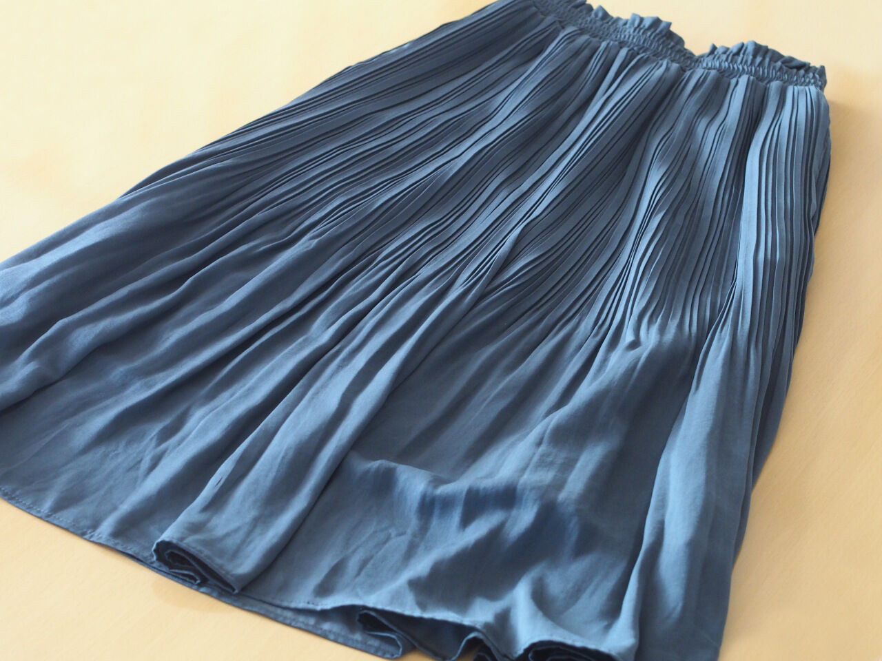 しまむら グリーンのサテンスカートが主役 プチプラのあや 新作で大人カジュアルコーデ しまむらコーデ365日 Powered By ライブドアブログ