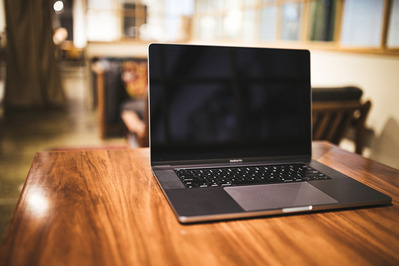 macbook1696_TP_V
