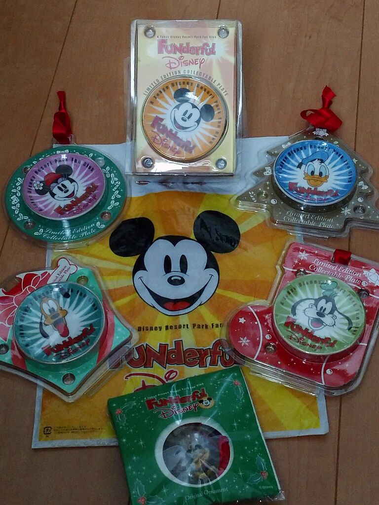 ファンダフルディズニー入会期間に貰ったクリスマスグッズたち アラフィフ主婦のディズニー年パス日記