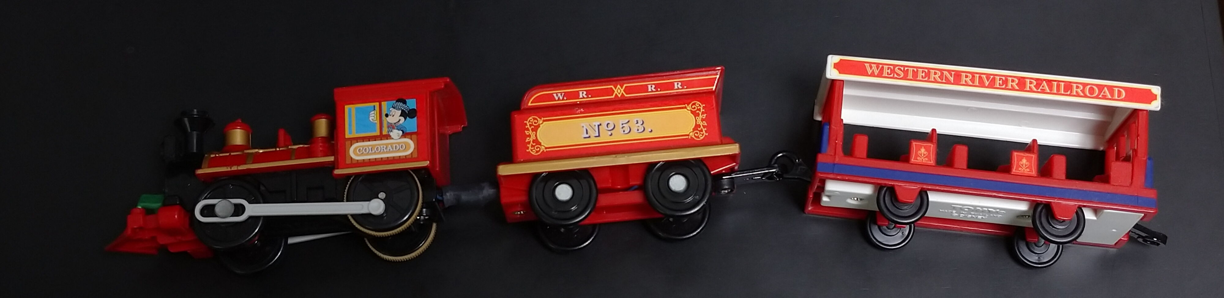 思い出ディズニー トミカプラレール ウェスタンリバー鉄道 アラフィフ主婦のディズニー年パス日記