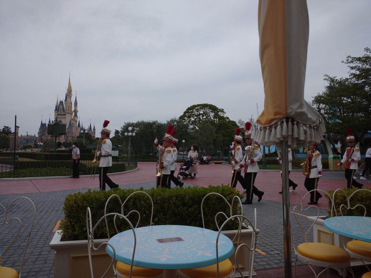 初めて遭遇 小人さんと東京ディズニーランドバンド ディズニーランド ブライトンホテルその7 アラフィフ主婦のディズニー年パス日記 初めて遭遇 小人さんと東京ディズニーランドバンド ディズニーランド ブライトンホテルその7 アラフィフ主婦のディズニー年パス日記