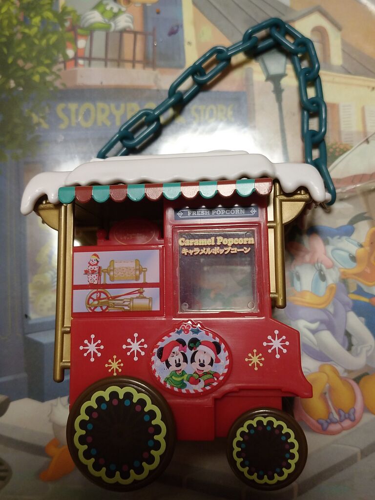 ミッキーチョコ入り ポップコーンワゴン型ミニスナックケース買ってた アラフィフ主婦のディズニー年パス日記