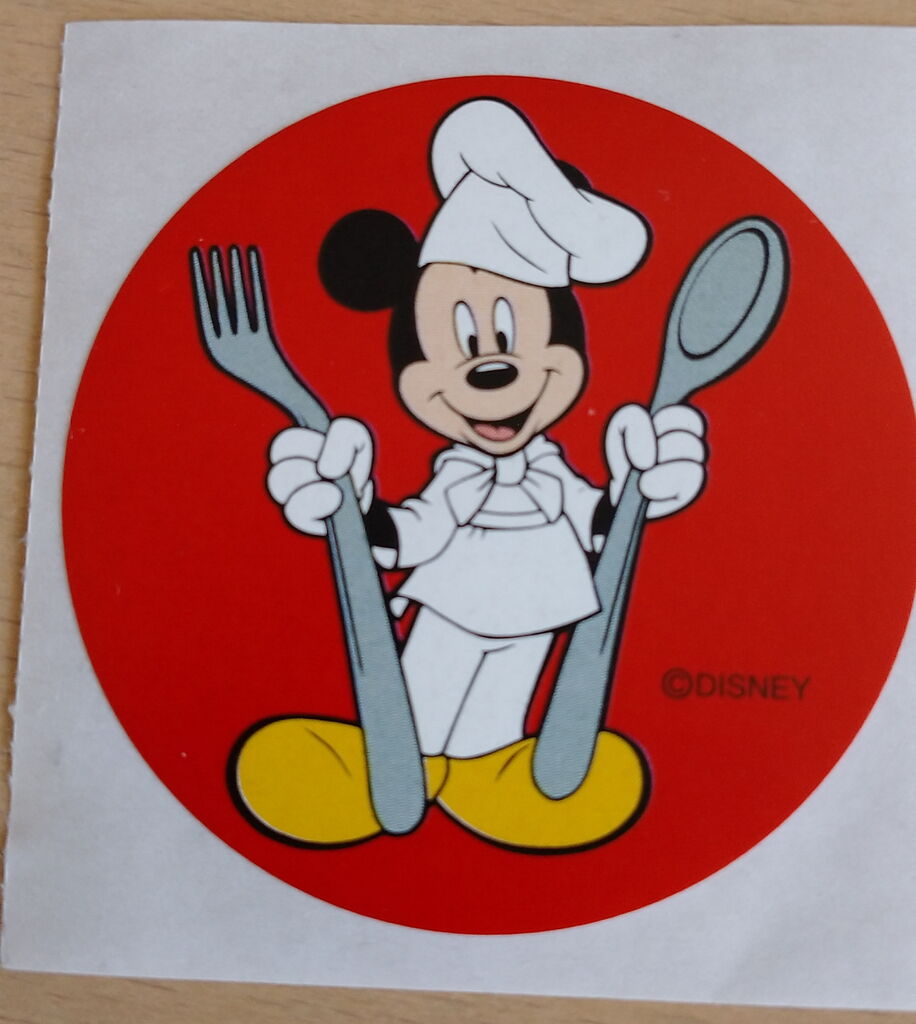 思い出ディズニー パークでもらったキャラクターシール アラフィフ主婦のディズニー年パス日記