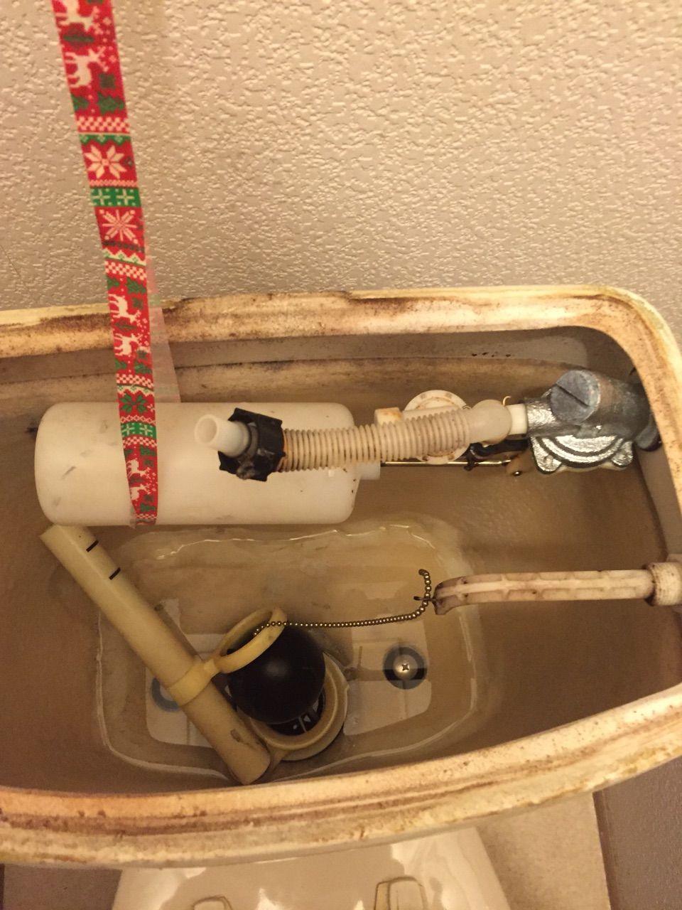 トイレの水が止まらない タンク水漏れ修理 水もれドルフィンの安心だいじょうブログ