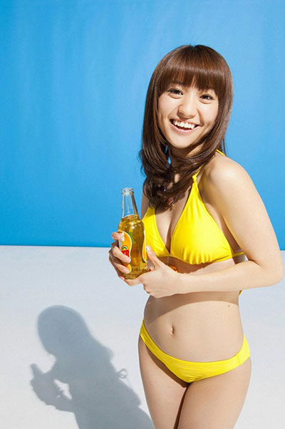 【美ボディ】林遣都さんと結婚した大島優子の水着画像まとめ【50枚】