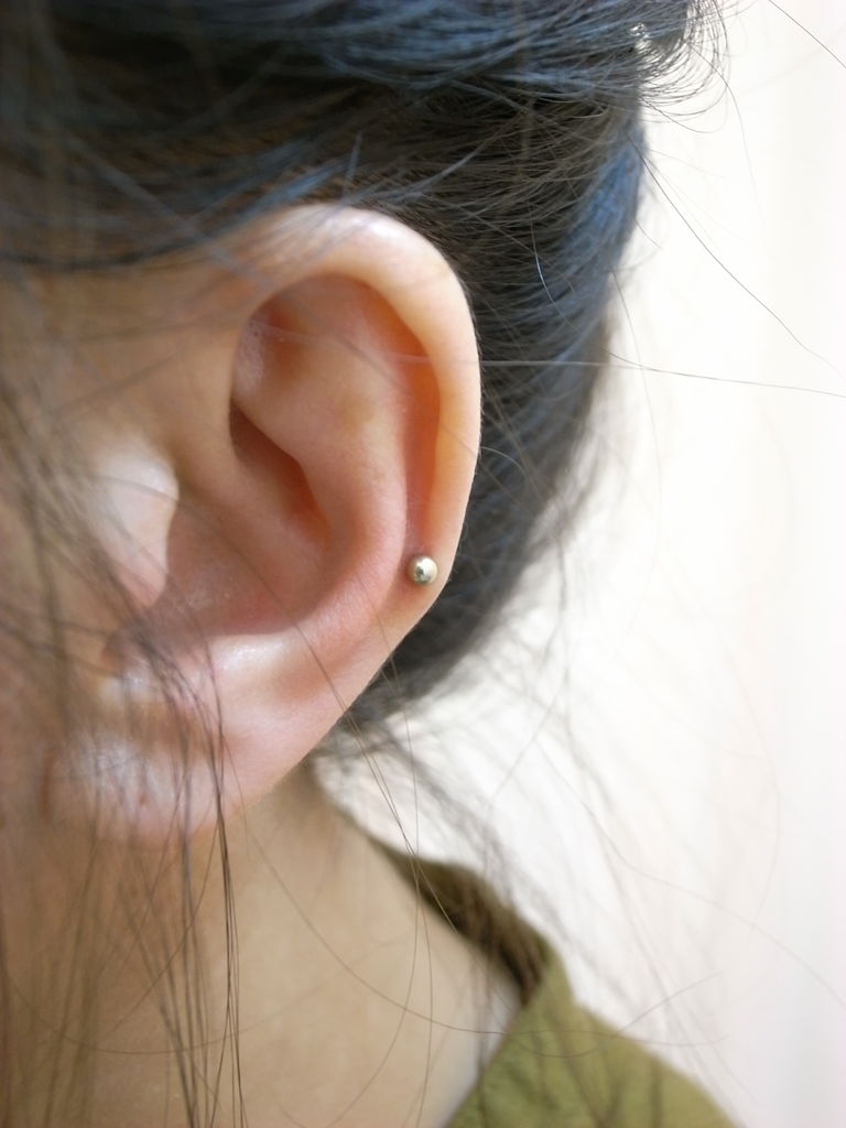 繕う おしゃれじゃない 下る 耳 の 軟骨 に ピアス Medical Village Jp
