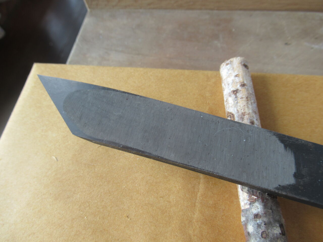 重房作切出小刀、黒仕上