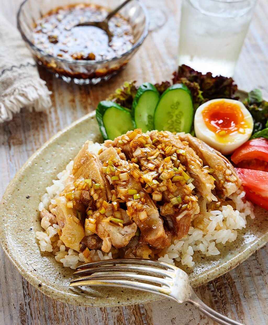 Nyi Nyi Naing　炊飯器なし ♡炊飯器で簡単♡シンガポールチキンライス♡【#簡単レシピ