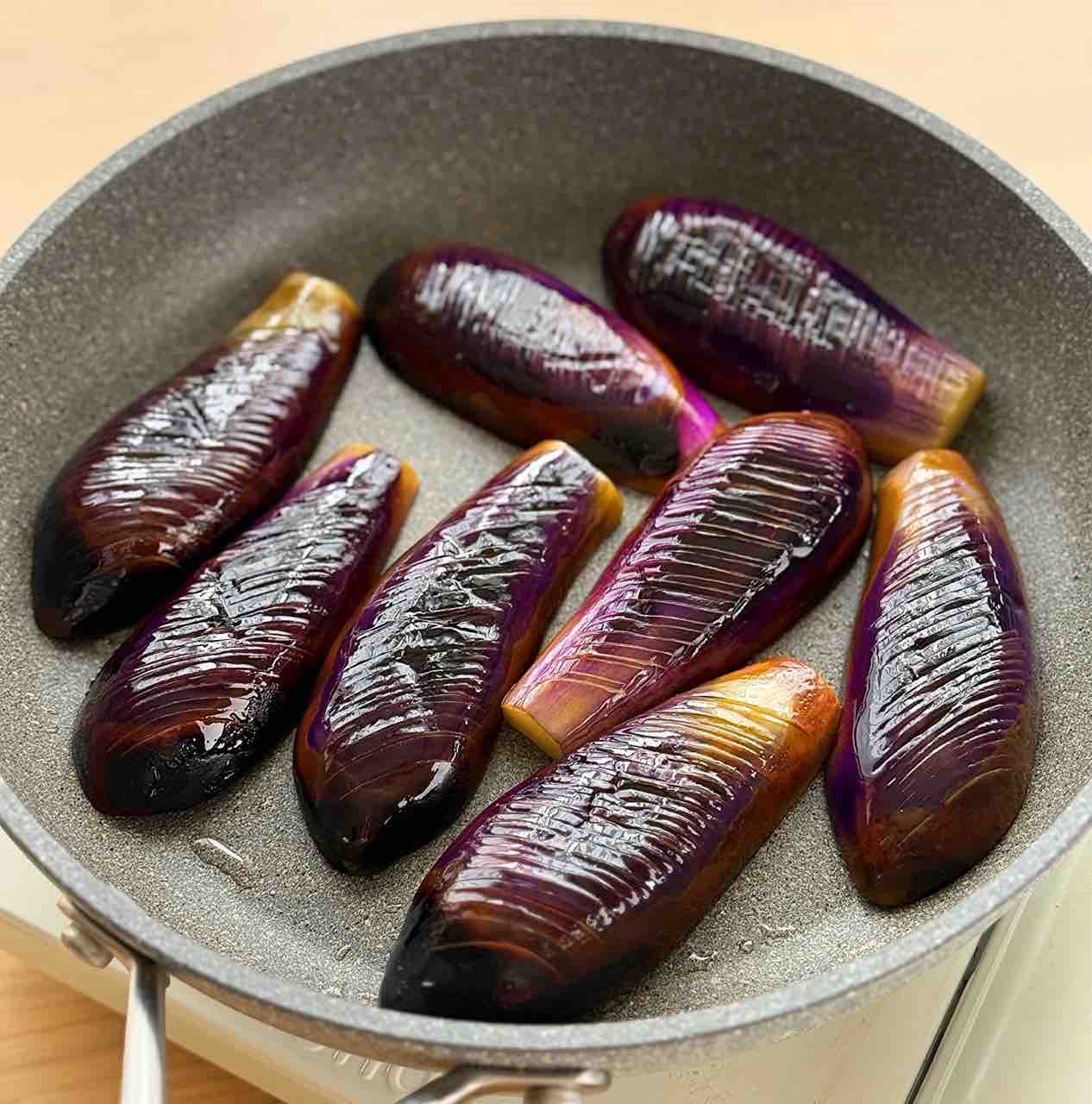 ♡じゅわ〜っと味しみ！なすの焼きびたし♡【#簡単レシピ #時短 #節約