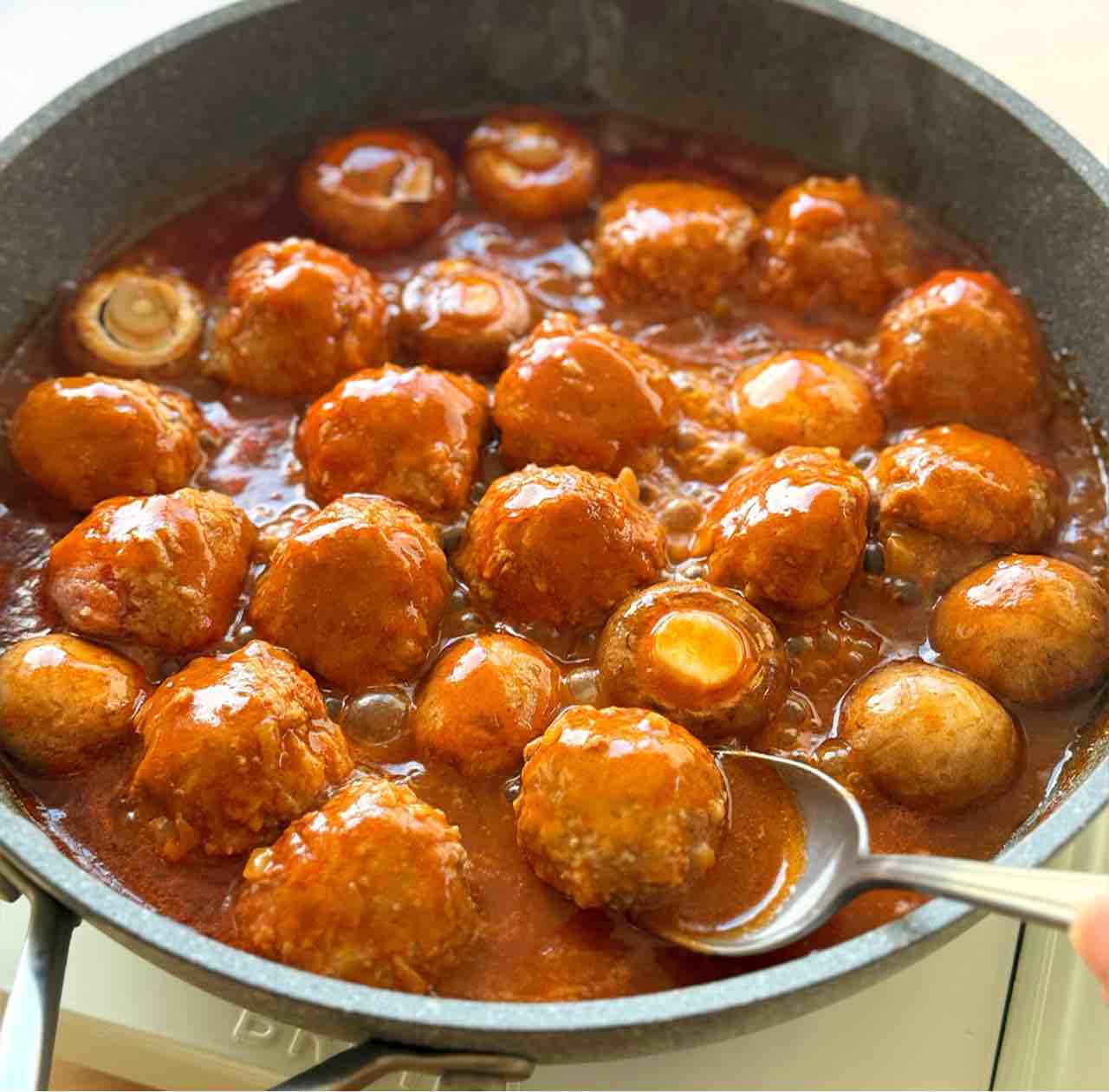 ♡煮るだけ！デミ風ミートボール♡【#簡単レシピ #時短 #節約 #ひき肉