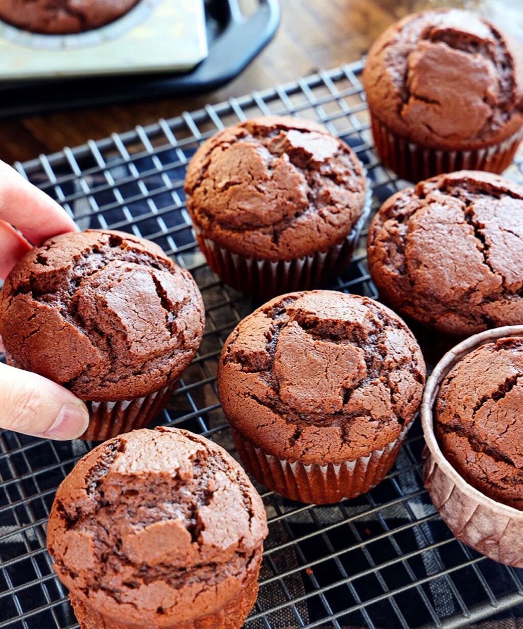 ♡ホットケーキミックスで！濃厚チョコマフィン♡【#バターなし #混ぜ