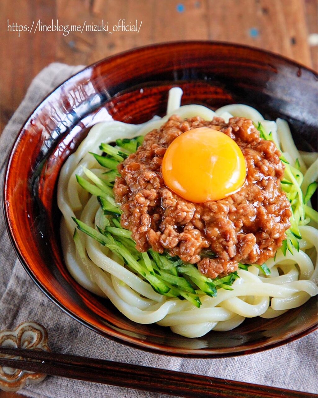 ♡こってり甘辛肉味噌うどん♡【#簡単レシピ#時短#節約#冷凍うどん