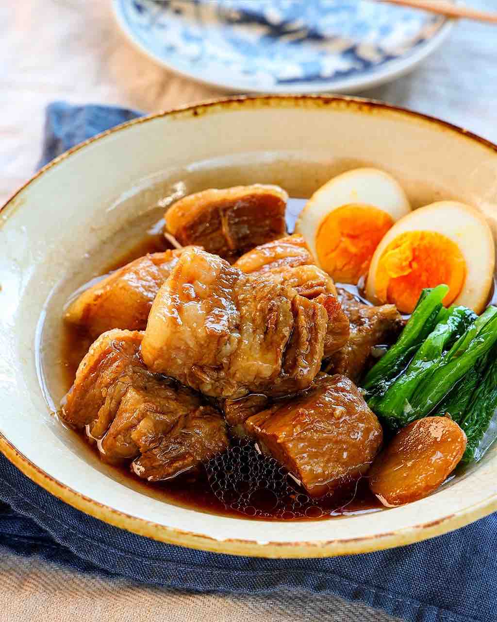 ❤お洒落＆使いやすい❣本格的な煮込み料理が簡単手軽に作れちゃう♪❤両手鍋 ♡本格！豚の角煮♡【#簡単レシピ #煮込み料理 #お正月料理 #かたまり