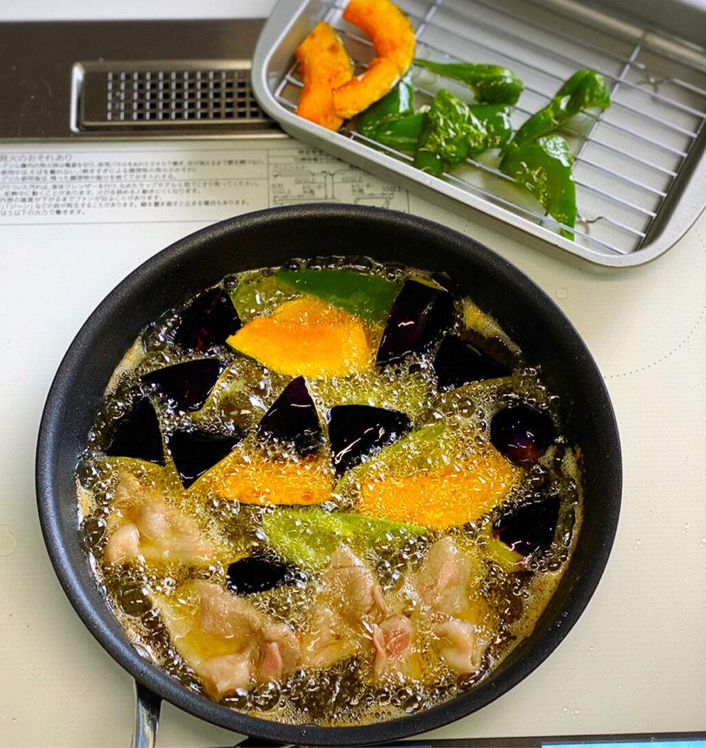 かぼちゃとなす かぼちゃと茄子のアウトドアスパイス炒め レシピ・作り方 by