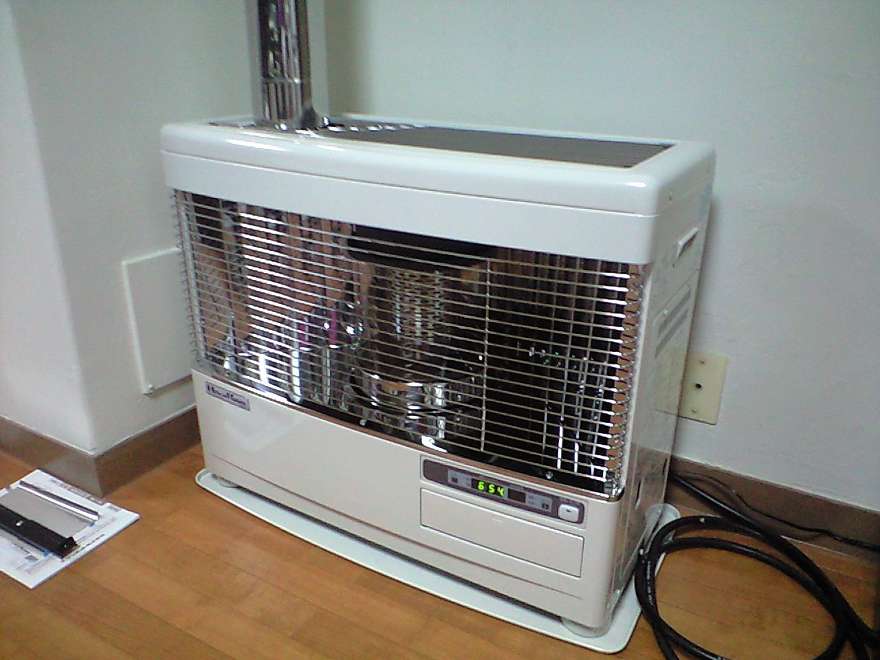 煙突ストーブと回らないすし屋さん ムネオとポゥの日常