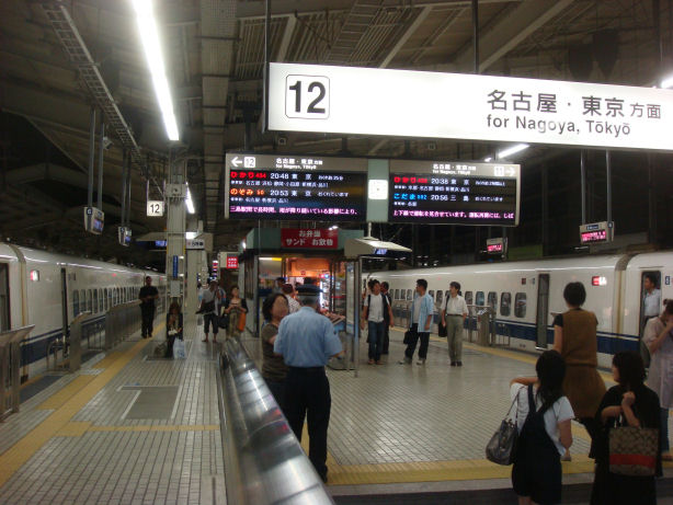 https://livedoor.blogimg.jp/mk2kpfb/imgs/5/9/594be3ff.jpg