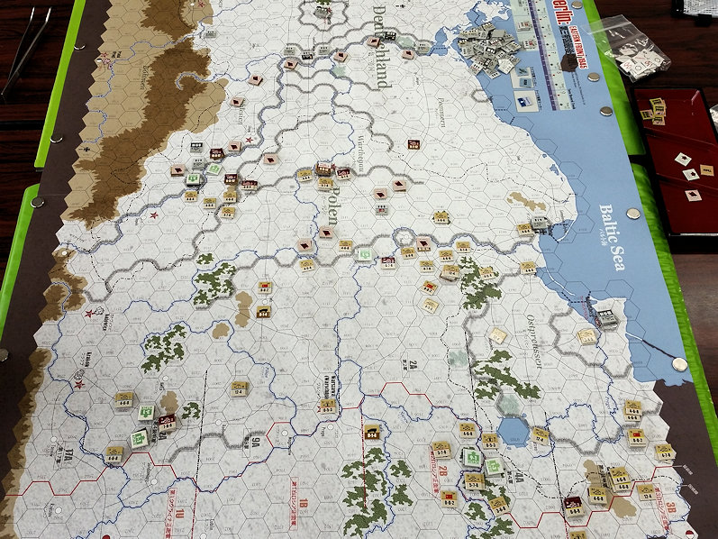 Amazon.com: Command Magazine Vol 123: Battle for Berlin: End