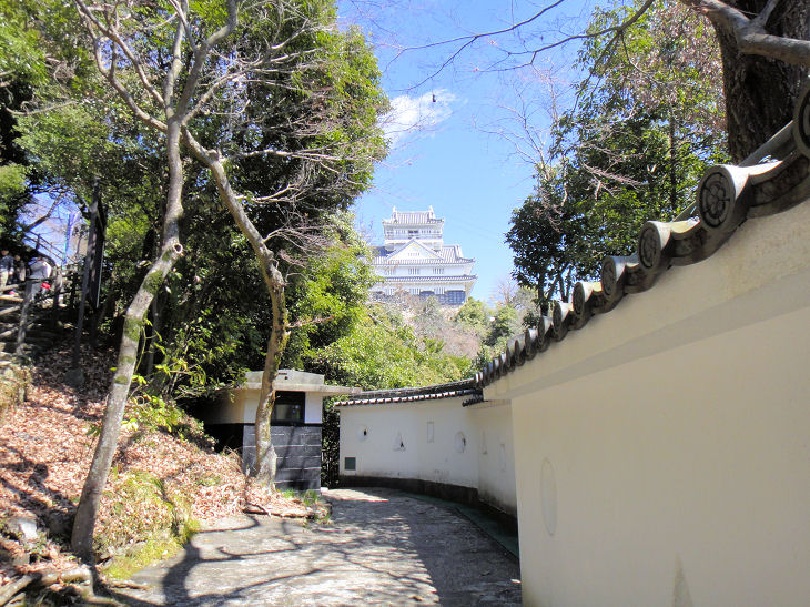 https://livedoor.blogimg.jp/mk2kpfb/imgs/6/5/65538f85.jpg