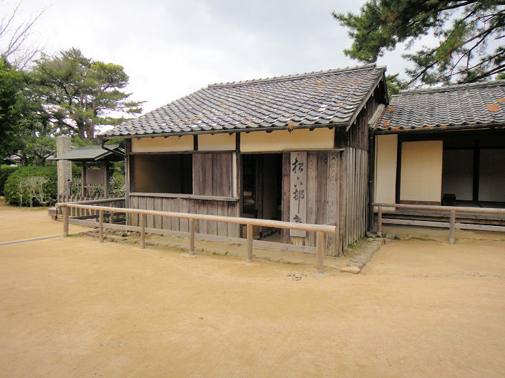 https://livedoor.blogimg.jp/mk2kpfb/imgs/d/1/d1807c40.jpg