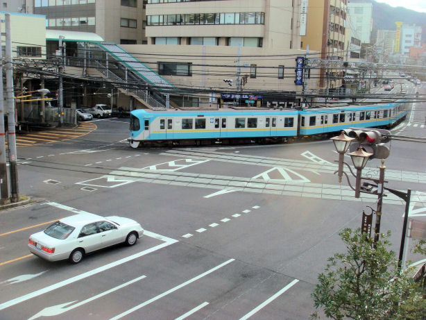 https://livedoor.blogimg.jp/mk2kpfb/imgs/d/7/d7d8c70d.jpg