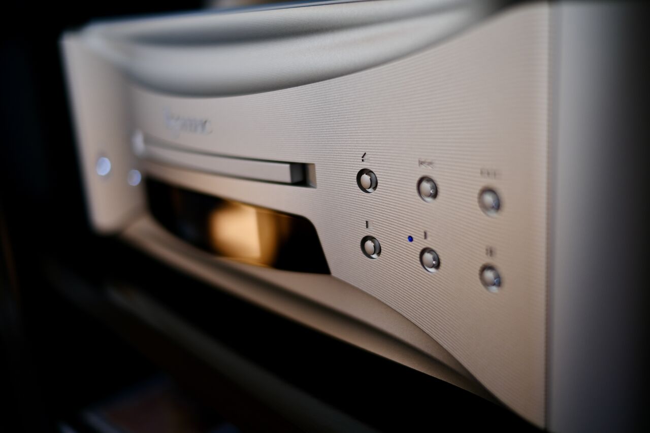 オーディオ遍歴-10 3年目に入って、突然激変したB&W802D3PEの低