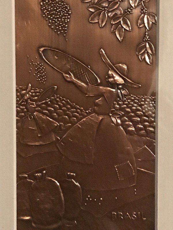 ブラジルの銅版レリーフ : 燃えるゴミは明日