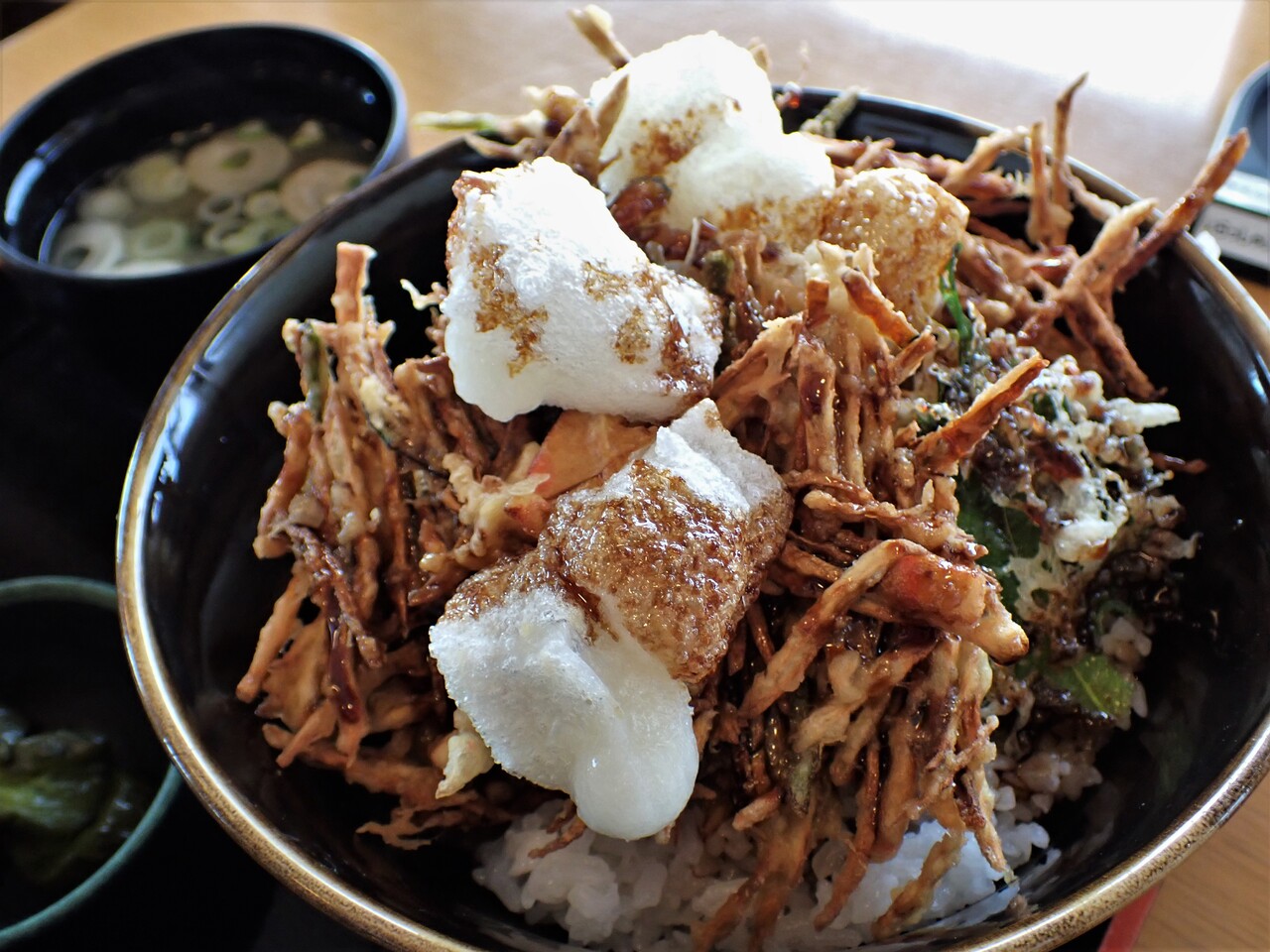 升 和食 くろもんじ 旭川 燃えるゴミは明日