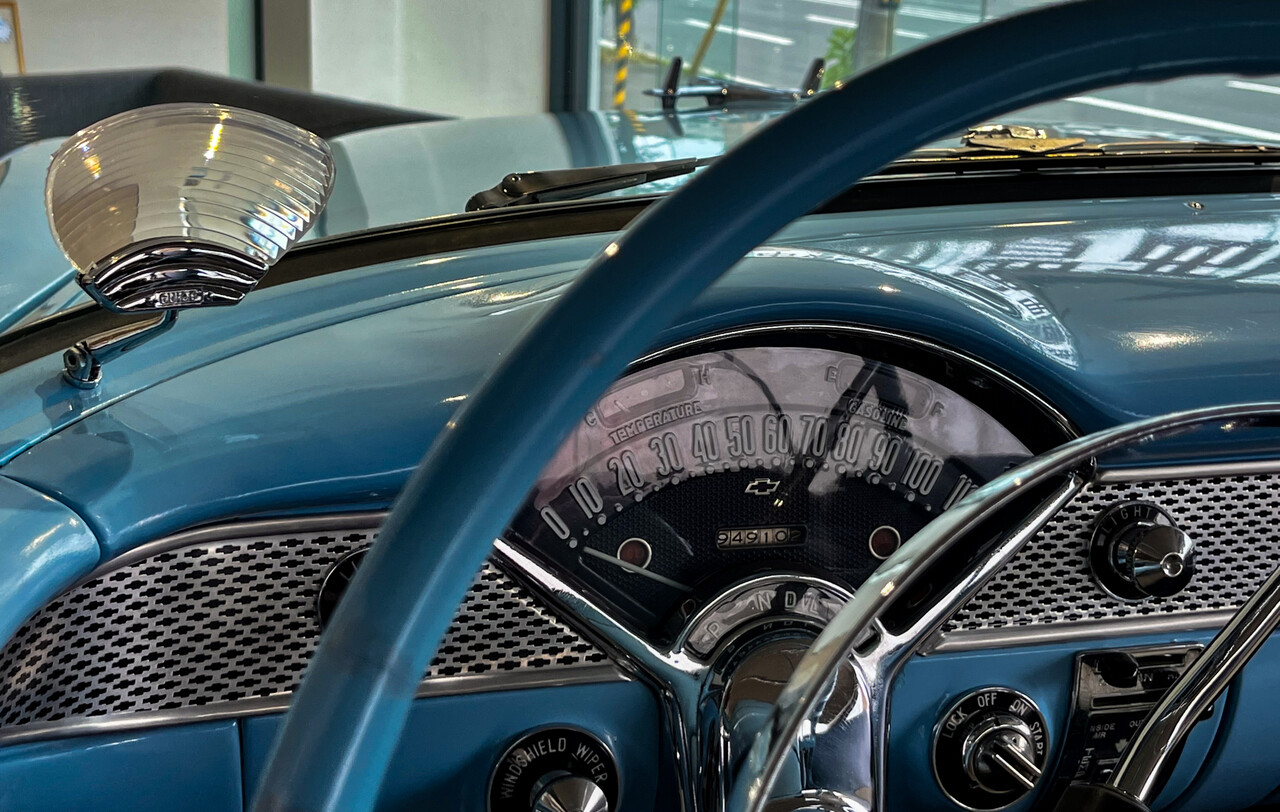 シボレー　インパラ　ベルエア　トラフィックライトビューワー ハイドロローライダー 1958 CHEVROLET IMPALA LOWRIDER シボレー ・インパラ