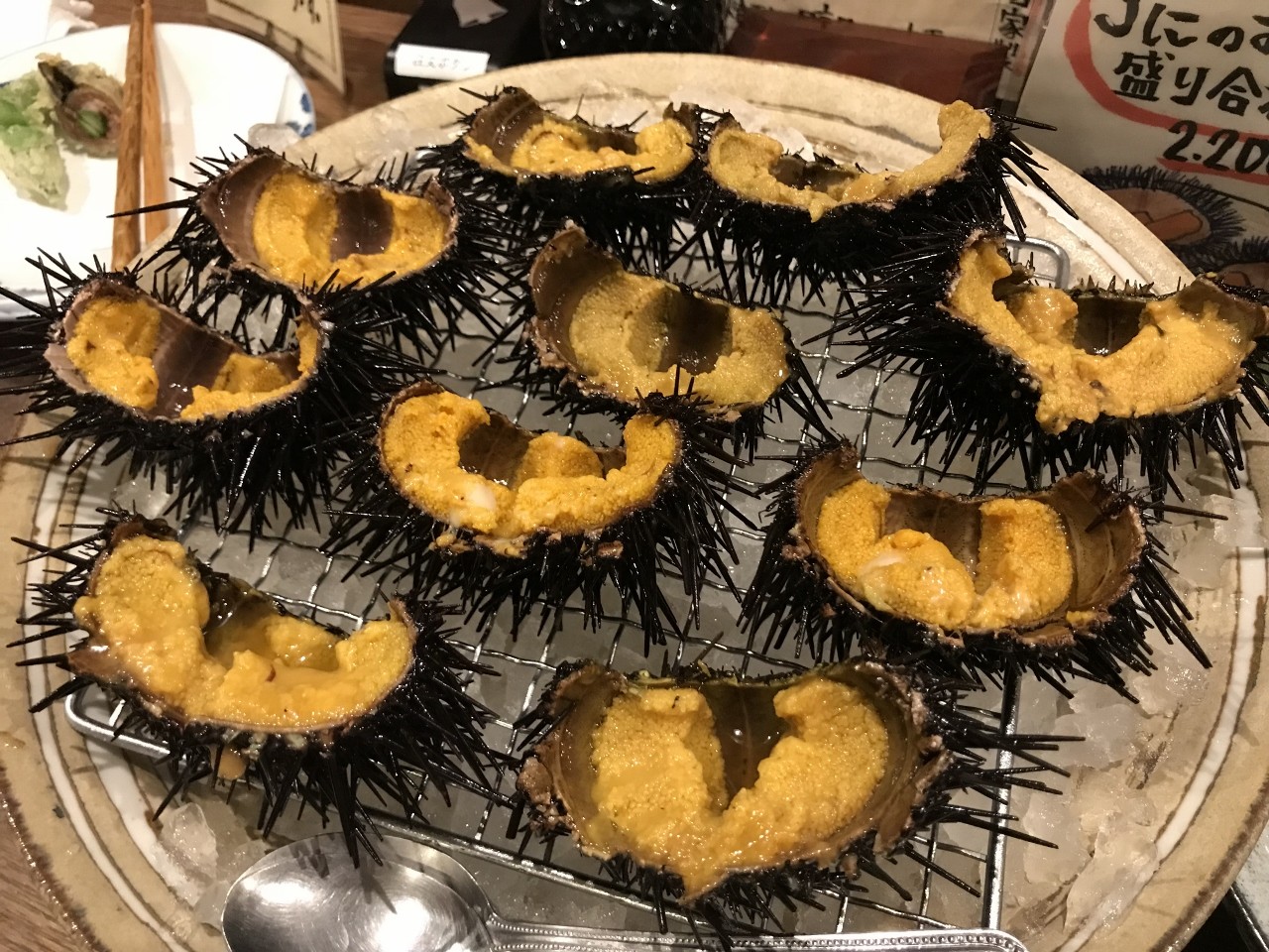 片倉うに屋と仔虎の米沢牛 仙台 燃えるゴミは明日