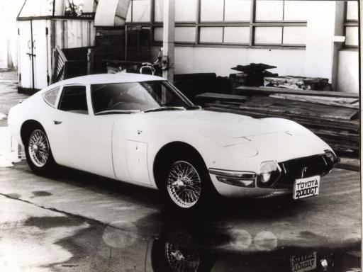 Toyota_2000GT_prototype03s