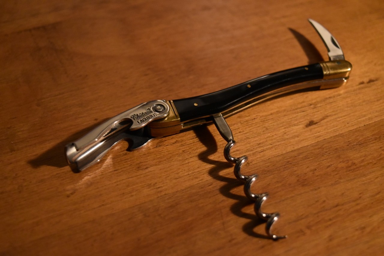 廃盤希少　シャトーラギオール ブラックホーン ソムリエナイフ Chateau LAGUIOLE シャトーラギオール グランクリュ ブラックホーン