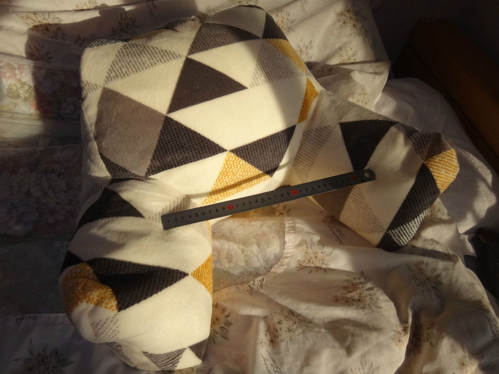 クマの下半身 のようなニトリのレストクッションを買ってみた 美紗の記憶force クマの下半身 のようなニトリのレストクッションを買ってみた 美紗の記憶force
