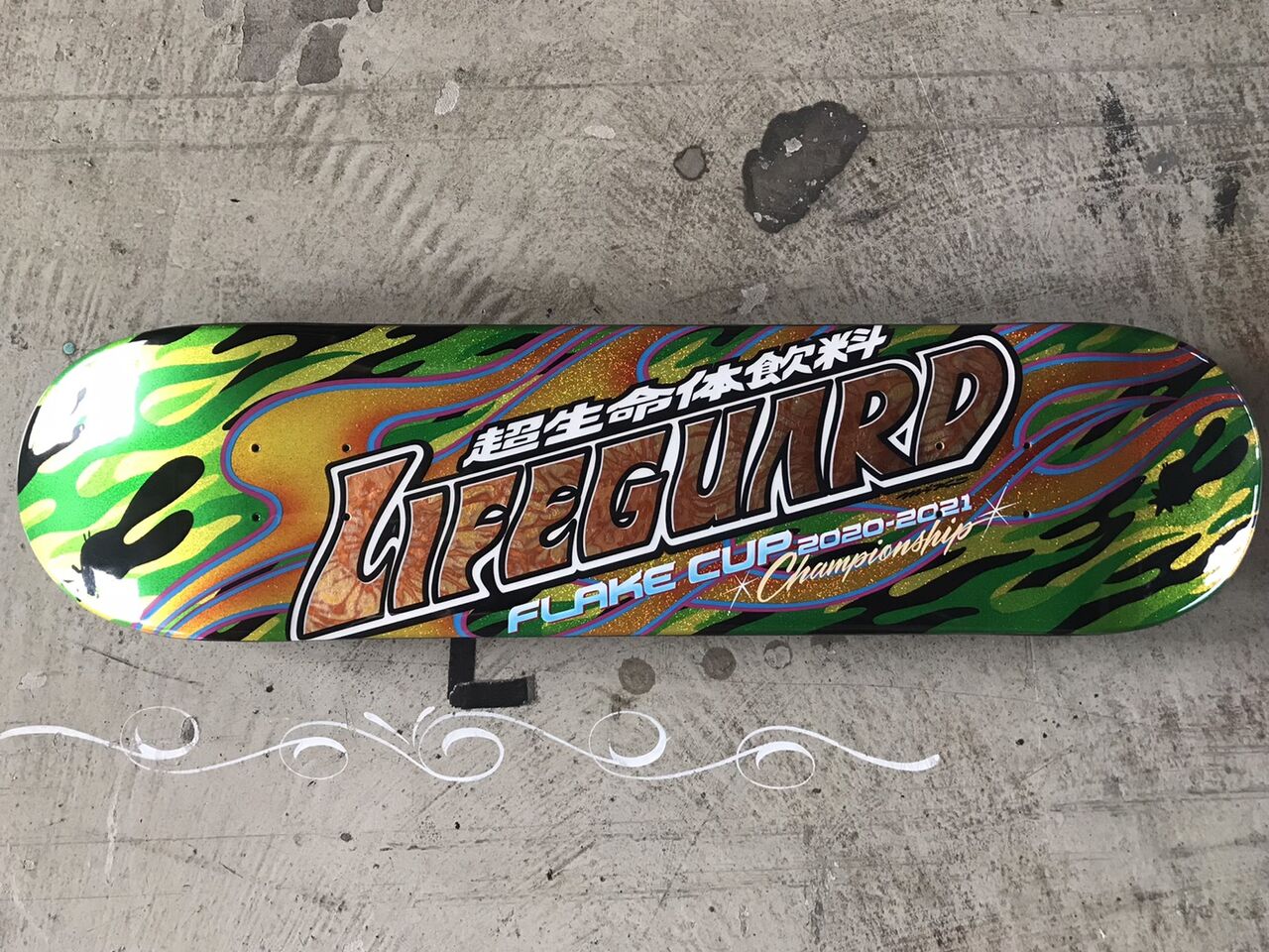 ライフガード　LIFEGUARD　スケボー　デッキ 最新デッキ登場] 勝利を狙い続けるあなたへ – FLAKE