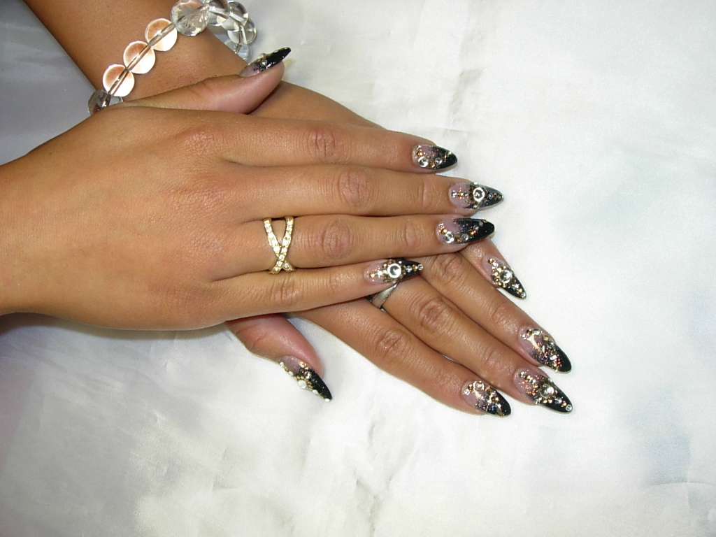 暗黒 セクシー系 神奈川県川崎市川崎区ネイルサロン エレガンスネイル ネイルブログ スカルプ ジェルネイル フットケア ブライダルネイル 成人式 ネイル まつげパーマ まつげエクステ まつげサロン ｔｅｌ 044 211 2125