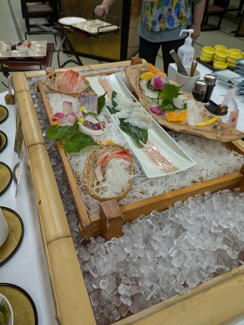 CF4299EE-2FE8-4CAF-8588-63F96C1F812B