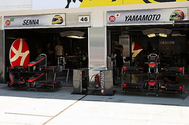 HRTのピット、ブルーノ・セナ、山本左近