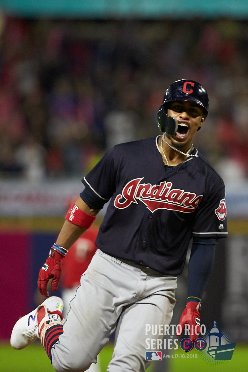 リンドーアが故郷プエルトリコで凱旋hr 球場は熱狂の渦に Mlb Note リンドーアが故郷プエルトリコで凱旋hr 球場は熱狂の渦に Mlb Note