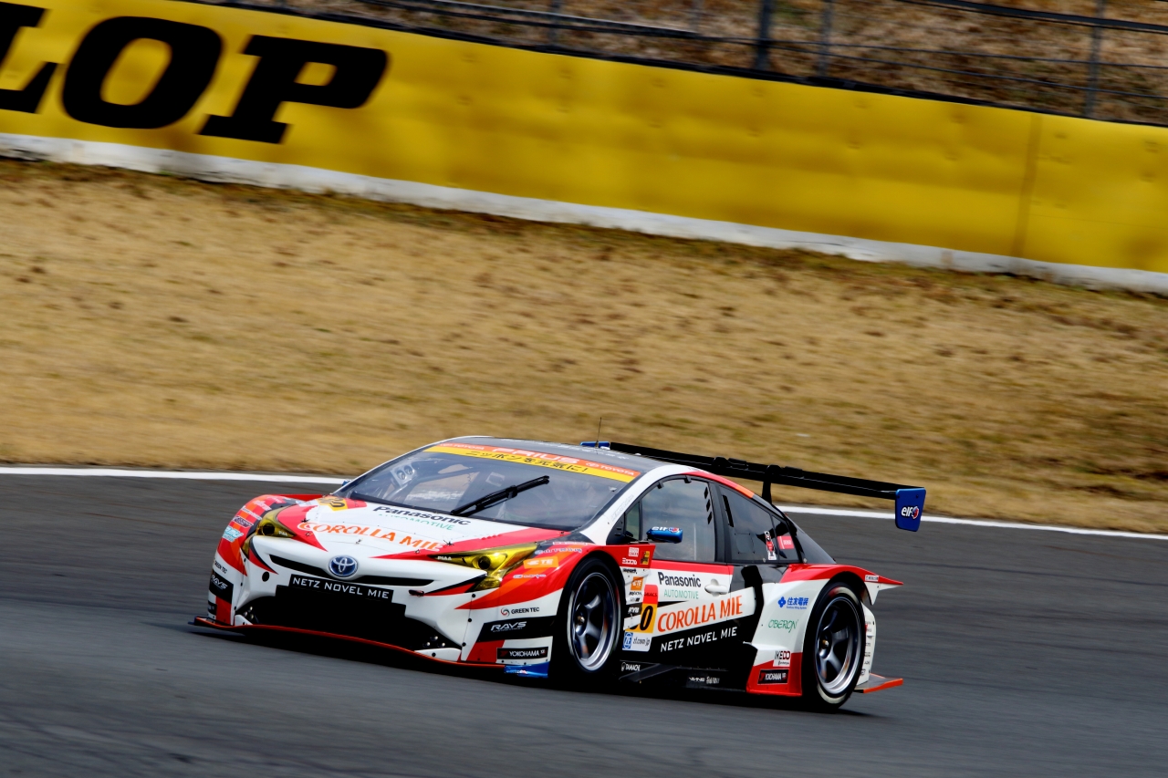 TOYOTA PRIUS apr GT＠FSW公式テスト : 旅して撮る