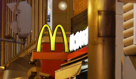 マクドナルド 150円ポテトlで相次ぐ大量注文 100個と60個wwww トイレットペーパー