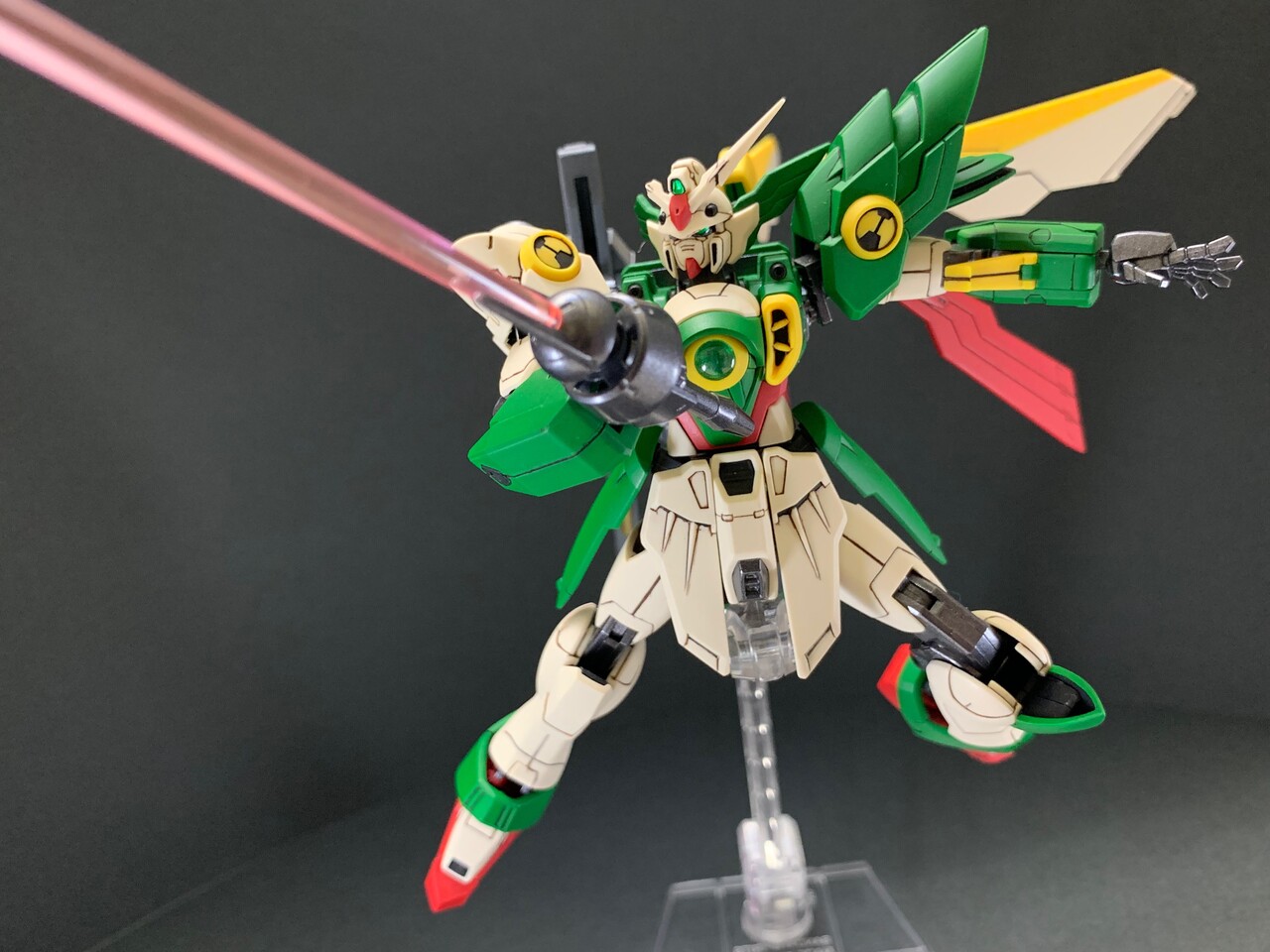 【ガンプラ完成品】HG ウイングガンダム フェニーチェ 全塗装 Amazon | HG 1/144 ウイングガンダムフェニーチェ (ガンダム