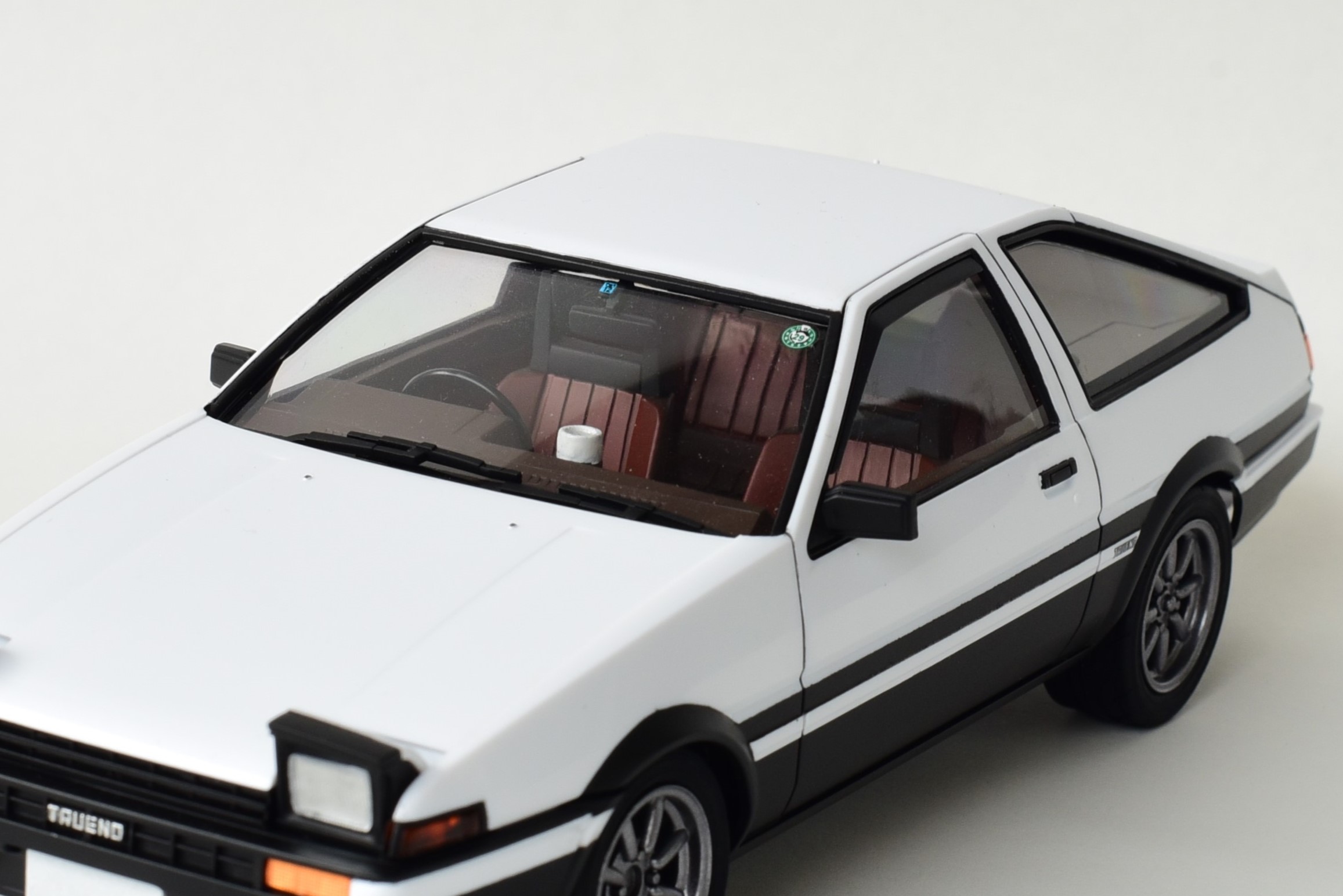 アオシマ 1/24 藤原拓海 AE86トレノ 第1巻仕様 完成 : 可能性のケダモノ