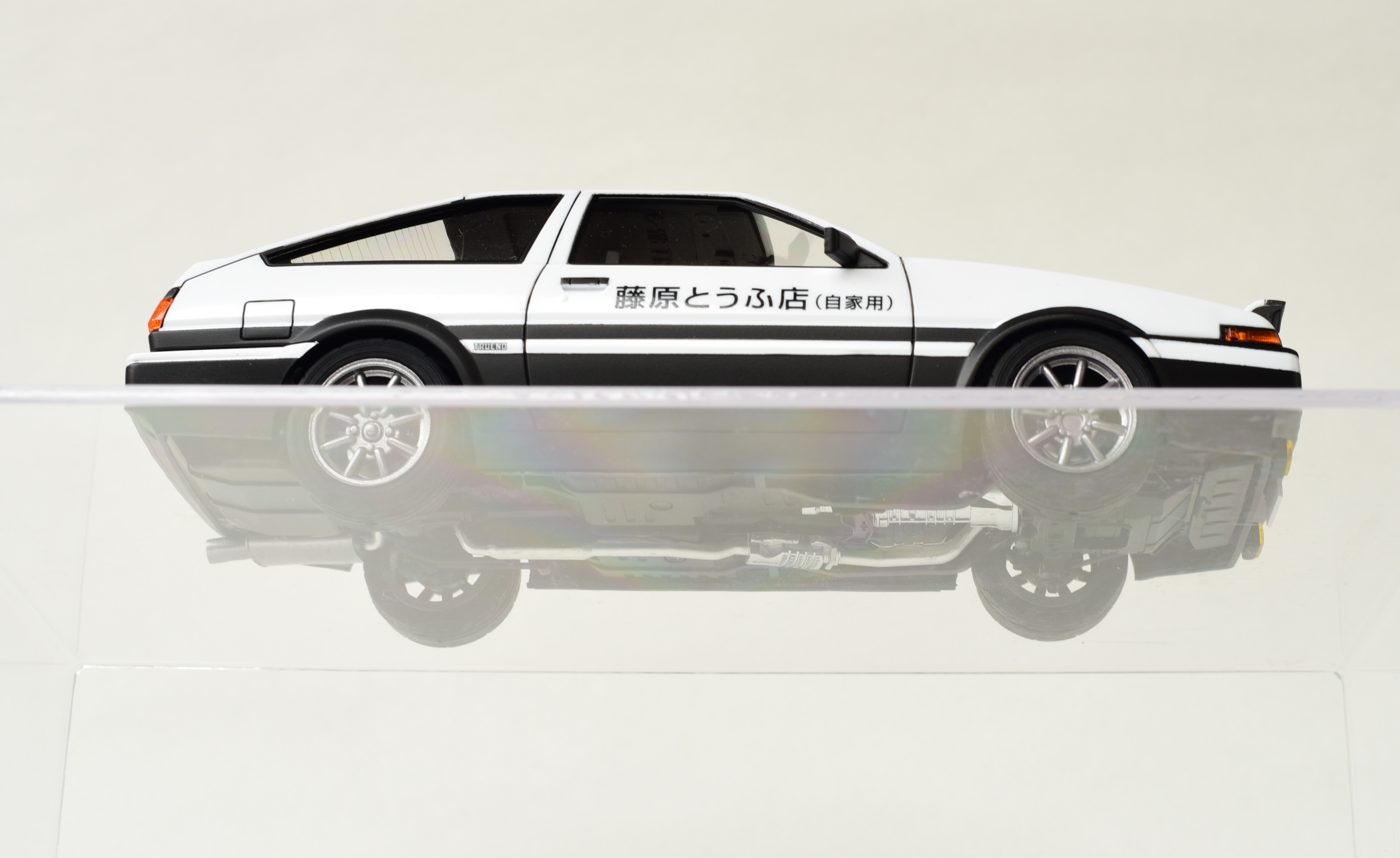 アオシマ 1/24 藤原拓海 AE86トレノ 第1巻仕様 完成 : 可能性のケダモノ